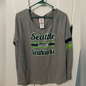 Women’s / Teen XL Seahawks long sleeve shirt